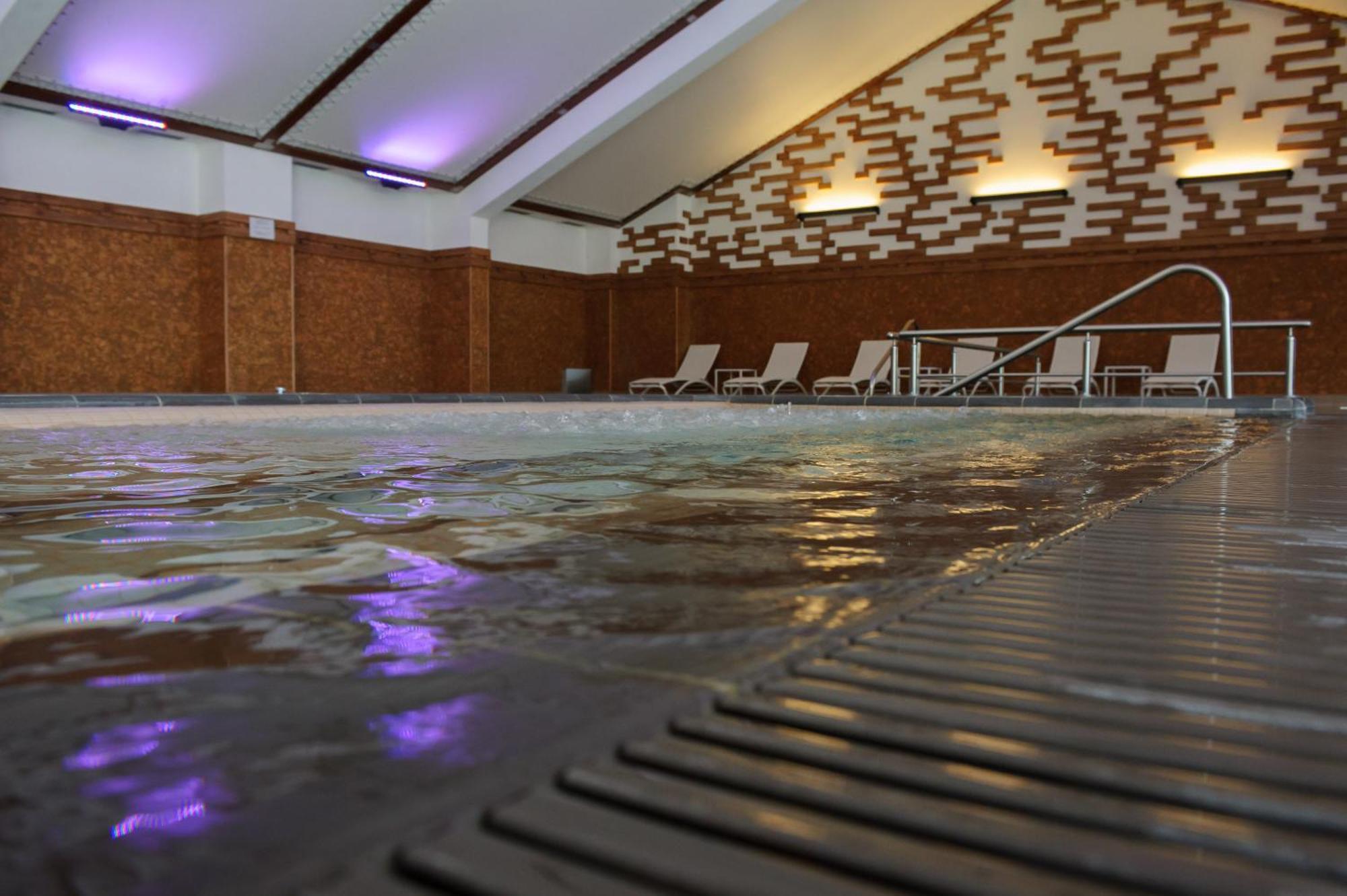 Ruskovets Thermal Spa & Ski Resort บันสโก ภายนอก รูปภาพ